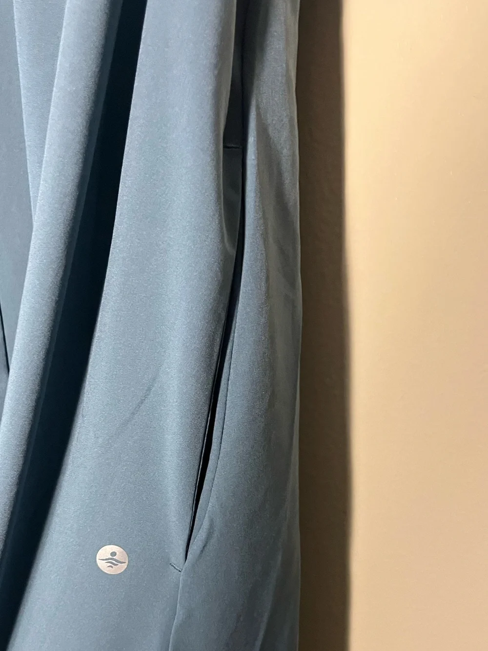 NWT HALARA Breezeful Racerback Pocket High-Low Flowy MIDI Sport Dress Stone Blue - Picture 4 of 11